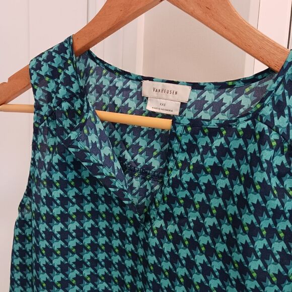 Van Heusen Silky Tank Top Split Neck Flowy Teal Blue - Picture 2 of 9